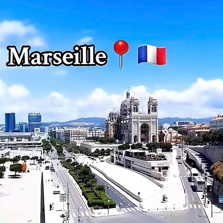 Appartement Atypique Cosy Entre Terre & Mer Marseille Exterior photo