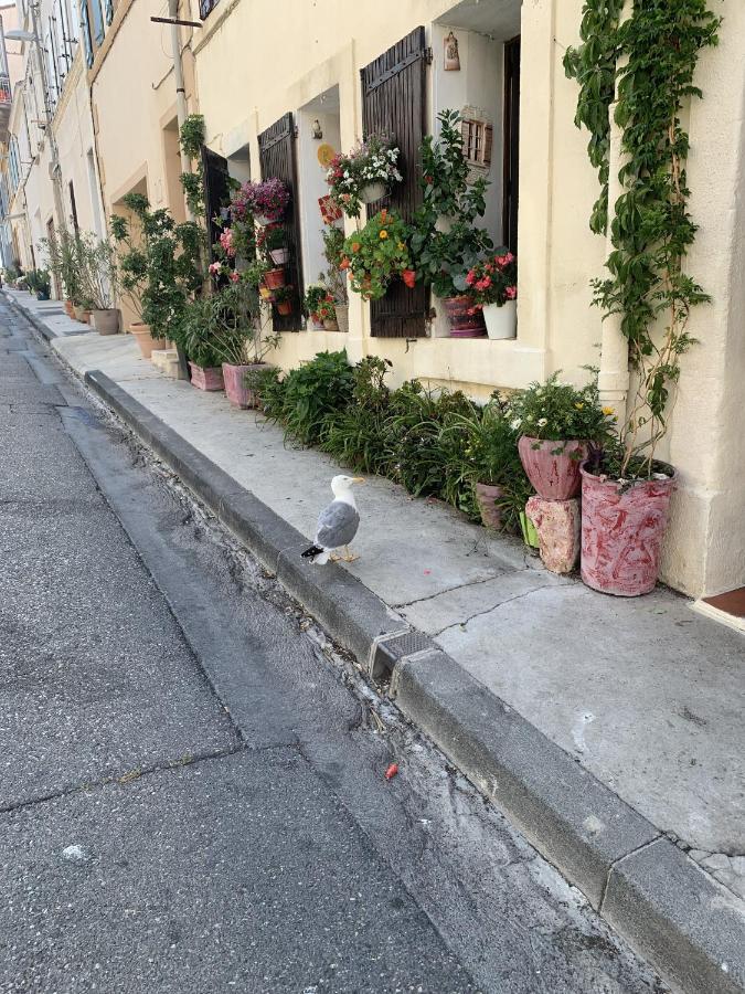 Appartement Atypique Cosy Entre Terre & Mer Marseille Exterior photo