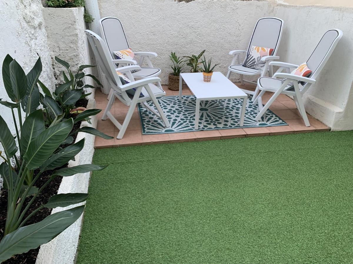 Appartement Atypique Cosy Entre Terre & Mer Marseille Exterior photo